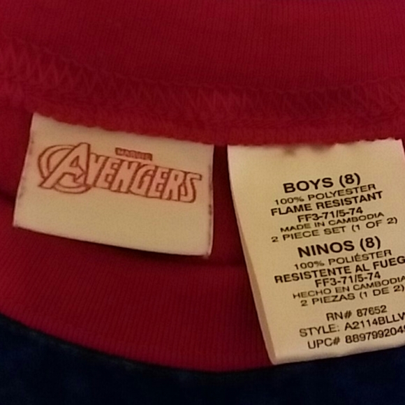 Boys Avengers fleece pajama shirt size 8 - Picture 3 of 3